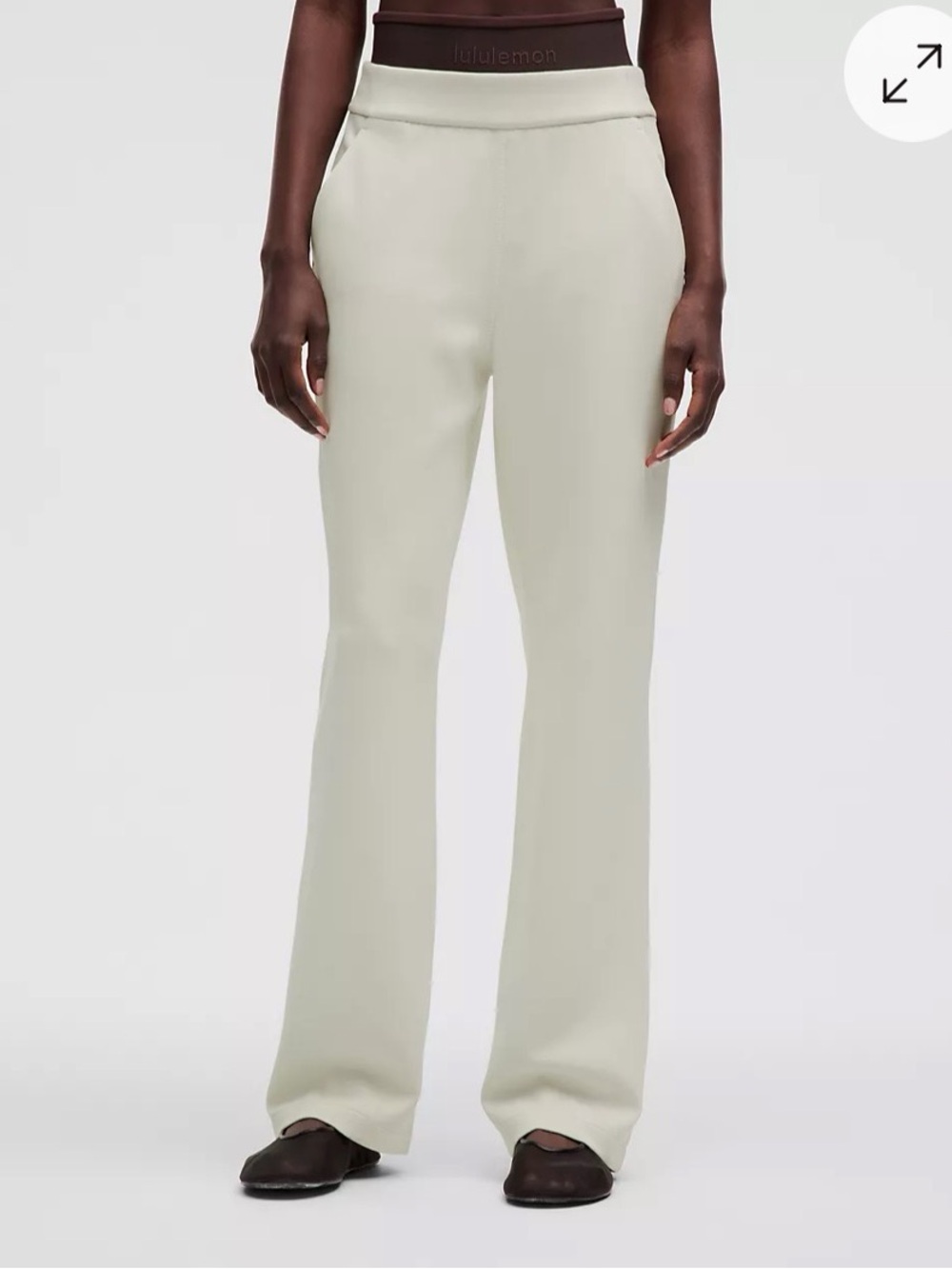 Softstreme High-Rise Straight-Leg Pant Regular in Bone, size 12